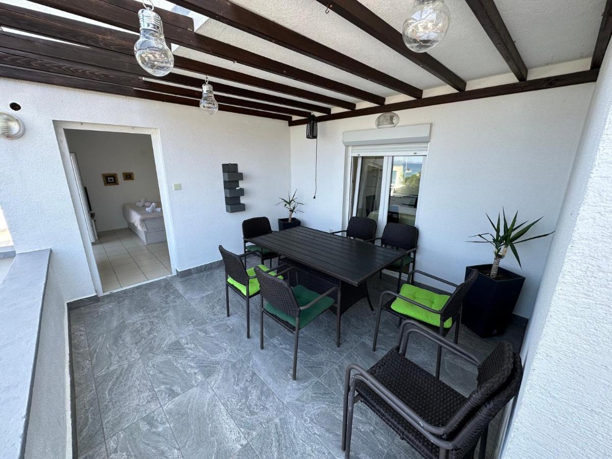 Apartments Kovac Vir Luaran gambar
